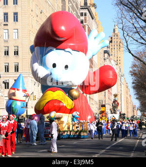 Le 2013 Macy's Thanksgiving Day Parade à New York où : New York City, New York, United States Quand : 28 Nov 2013 Banque D'Images