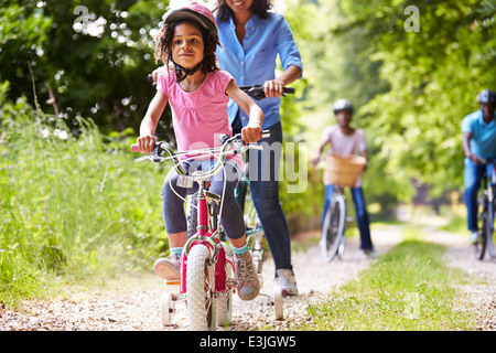 Multi Generation African American Family sur Cycle Ride Banque D'Images