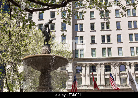 Fontaine de Pulitzer, Grand Army Plaza, New York, USA Banque D'Images