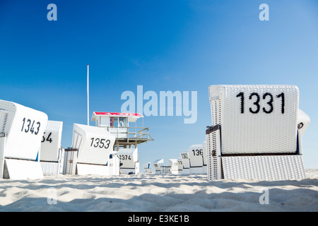 Chaises de plage en osier près de Kampen sur Sylt, Allemagne Banque D'Images