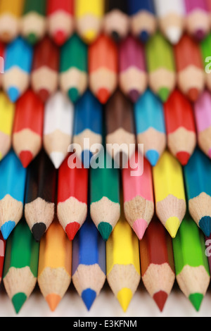 Close-up d'une collection de crayons de couleur Banque D'Images