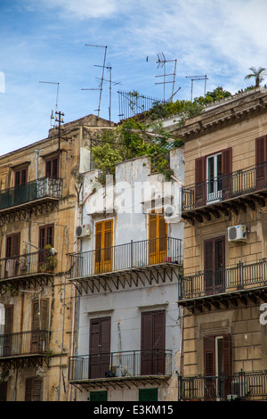 Maisons traditionnelles à Palerme, Sicile, Italie Banque D'Images