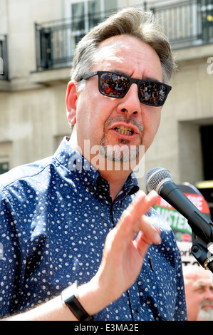 John Rees - activiste politique britannique, communicateur, écrivain et membre de coalition contre la guerre - Londres, 21 juin 2014 Banque D'Images