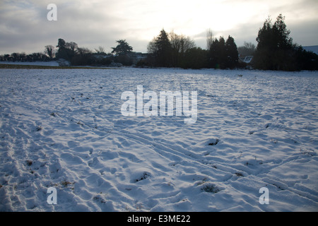 Champs couverts de neige à la Folie Hill, Faringdon, prises le jour de Noël Banque D'Images