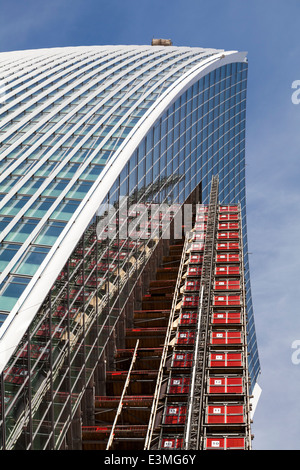 20 Fenchurch Street, le 'talkie walkie' bâtiment en construction dans la ville de Londres Banque D'Images