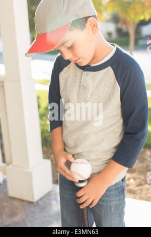 Boy with baseball bat et Banque D'Images