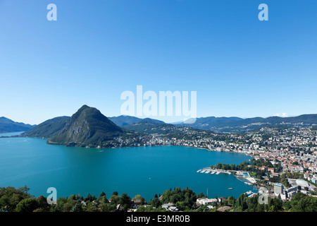 Le lac de Lugano, vue panoramique depuis le haut, Suisse Banque D'Images