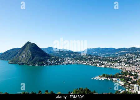 Le lac de Lugano, vue panoramique depuis le haut, Suisse Banque D'Images