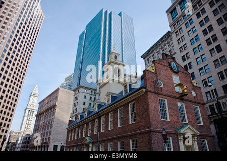 Le Old State House Construit en 1713 est le plus ancien bâtiment colonial encore debout - BOSTON (MASSACHUSETTS) Banque D'Images