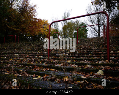 Le terrassement à Cathkin Park terrain de football Glasgow Banque D'Images