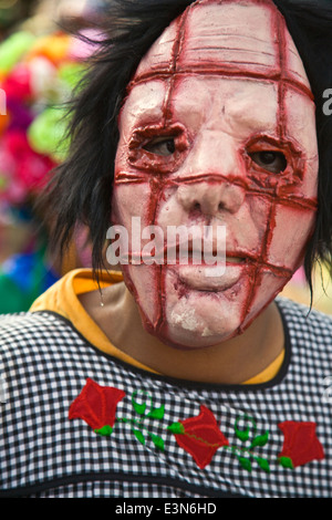 MASKED participant au défilé du jour de l'indépendance annuel le 16 septembre de chaque année - San Miguel de Allende, Mexique Banque D'Images