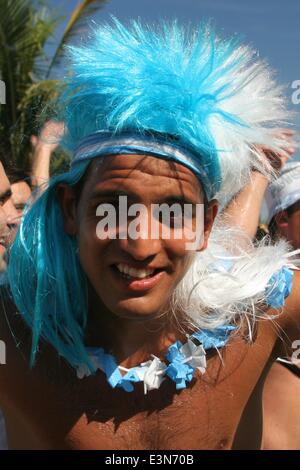 Rio de Janeiro, Brésil. 25 Juin, 2014. Du monde de la FIFA, Brésil 2014. Ventilateur d'Argentine à la plage de Copacabana, pour regarder le match contre le Nigeria, joué à Porto Alegre. Rio de Janeiro, Brésil, 25 juin, 2014. Crédit : Maria Adelaide Silva/Alamy Live News Banque D'Images