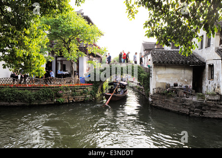 Zhouzhuang, est l'un des plus célèbres des cantons de l'eau en Chine, a noté pour sa profonde culture Banque D'Images