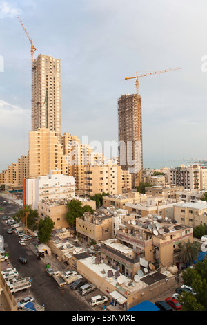 Le Koweït, les bâtiments du centre-ville et le développement, elevated view Banque D'Images