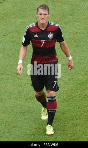 Recife, Brésil. 26 Juin, 2014. Bastian Schweinsteiger d'Allemagne réagit au cours de la Coupe du Monde de la ronde préliminaire du groupe G match entre les États-Unis et l'Allemagne à l'Arena Pernambuco à Recife, Brésil, 26 juin 2014. Photo : Andreas Gebert/dpa/Alamy Live News Banque D'Images