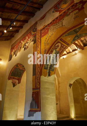 Eglise de Saint Joan de Boi dans le Vall de Boi, Espagne. Peintures murales de l'intérieur. Banque D'Images