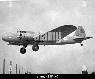 AL61A-098 Boeing 247 NC13328 United Airlines Banque D'Images