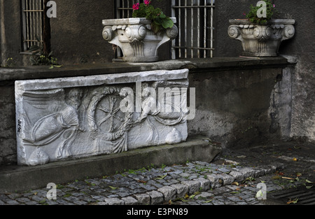 Sarcophage romain. Musée archéologique. Istanbul. La Turquie. Banque D'Images