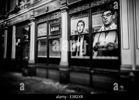 S & M, Great British Grub Cafe, Leadenhall Market, Londres, Grande-Bretagne. Banque D'Images