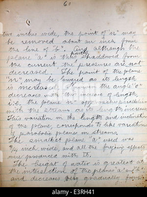 Le manuscrit de Montgomery, datant des années 1960, contient des documents détaillés sur les premiers développements de l'aviation et des figures clés de l'histoire du vol. Le manuscrit fournit des informations inestimables sur les progrès des technologies aéronautiques à cette époque. Banque D'Images