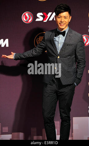 Taipei, Taiwan. 28 Juin, 2014. Singer William assiste à la cérémonie de la 25e Golden Melody Awards à Taipei, Taiwan de la Chine du sud-est, le 28 juin 2014. © Wu Ching-teng/Xinhua/Alamy Live News Banque D'Images