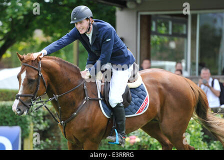 Hickstead, West Sussex, UK. 28 juin 2014. Equestrian.com 28.6.14 CSI**** Hickstead Derby, world class show jumping, West Sussex, UK. Jour 4, 3de la Tom Hudson Derby Trophy 1m50m. Gagnant Daniel Coyle (IRL) équitation Zuidam Crédit : Julie Badrick/Alamy Live News Banque D'Images