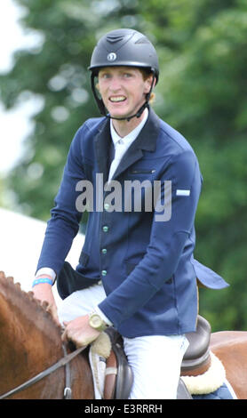 Hickstead, West Sussex, UK. 28 juin 2014. Equestrian.com 28.6.14 CSI**** Hickstead Derby, world class show jumping, West Sussex, UK. Jour 4, 3de la Tom Hudson Derby Trophy 1m50m. Gagnant Daniel Coyle (IRL) équitation Zuidam Crédit : Julie Badrick/Alamy Live News Banque D'Images