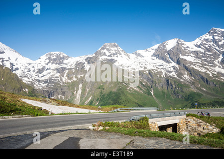 Col de la Haute Route alpine du Grossglockner en Autriche. Banque D'Images