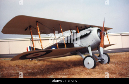 Le SPAD VII, un avion de chasse de construction française, a été utilisé pendant la première Guerre mondiale connu pour son efficacité au combat, il a joué un rôle important dans le succès de l'armée de l'air française pendant le conflit. Banque D'Images