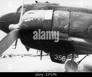 Le Douglas AC-47D, également connu sous le nom de « Spooky », était un navire de combat utilisé par l'armée de l'air américaine pendant la guerre du Vietnam. Cet avion spécifique, portant le numéro de queue 43-48356, faisait partie des efforts visant à fournir un appui aérien rapproché et à effectuer des opérations de reconnaissance armée. Banque D'Images