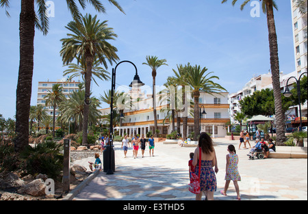 La Promenade de la plage de Figueretas - Ibiza - Espagne Banque D'Images