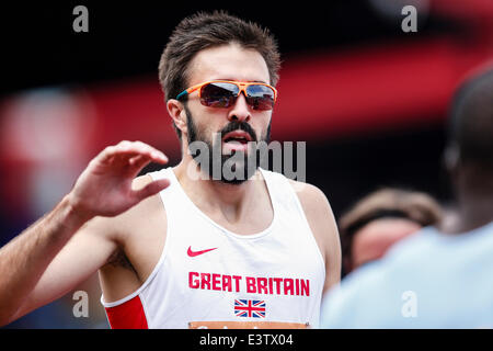 Birmingham, UK. 29 Juin, 2014. Martyn ROONEY (Croydon) célèbre remportant la finale 400m hommes au cours de l'Athlétisme britannique Sainsbury's de Alexander Stadium. Credit : Action Plus Sport/Alamy Live News Banque D'Images