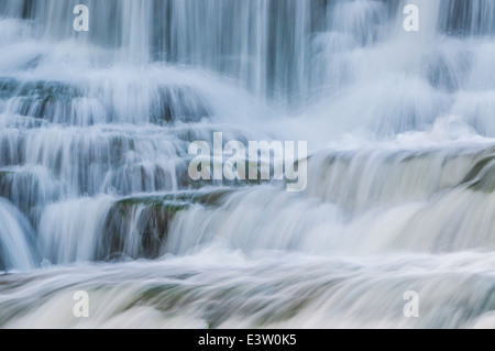 L'eau tombe à Glen Park, Williamsville New York. Banque D'Images