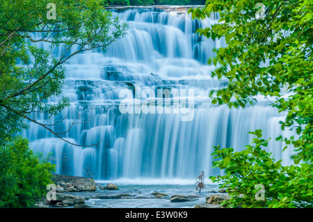 L'eau tombe à Glen Park, Williamsville New York. Banque D'Images