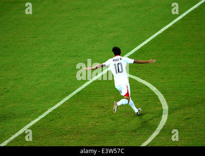 Recife, Brésil. 29 Juin, 2014. Costa Rica's Bryan Ruiz célèbre l'objectif lors d'une série de 16 match entre le Costa Rica et la Grèce de 2014 FIFA World Cup à l'Arena Stadium de Pernambuco à Recife, Brésil, le 29 juin 2014. Credit : Cao Peut/Xinhua/Alamy Live News Banque D'Images