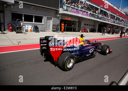 Daniil Kvyat Formule1 sur l'équipe de démonstrations dans le Moscou Raceway circuit dans les World Series by Renault le 29 juin 2014 Banque D'Images