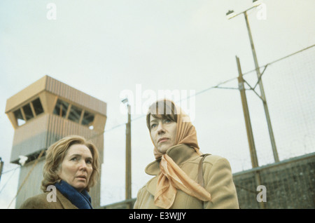 Certains fils de la mère 1996 Castle Rock film avec Helen Mirren (à droite) et Fionnula Flanagan Banque D'Images