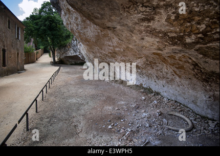 Abri de Cro-Magnon, Cro Magnon au site préhistorique des Eyzies-de-Côle, Dordogne, Aquitaine, France Banque D'Images