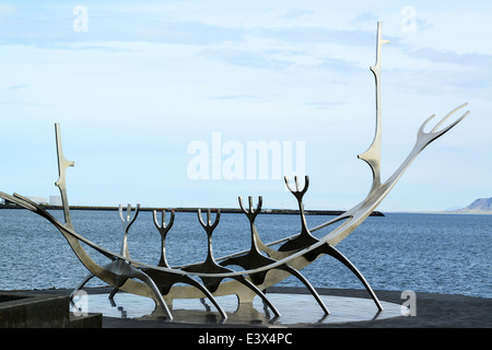 Solfar Suncraft monument à Reykjavik en Islande Banque D'Images