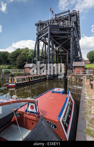 L'élévateur à bateau Anderton, sur le canal de Trent et Mersey à Anderton près de Northwich, Cheshire dans le nord-ouest de l'Angleterre. Banque D'Images