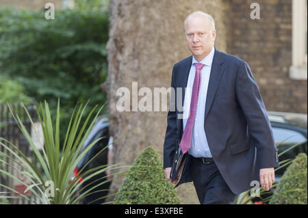 Londres, Royaume-Uni. 1er juillet 2014. Les ministres arrivent à Downing Street à Londres pour la réunion hebdomadaire du Cabinet. Photo : Chris Grayling MP - Lord chancelier et secrétaire d'État à la justice. © Lee Thomas/ZUMA/ZUMAPRESS.com/Alamy fil Live News Banque D'Images