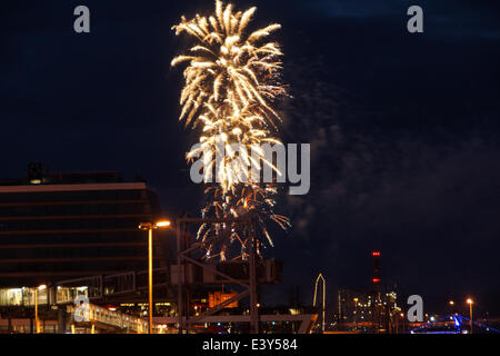 Kiel, Allemagne. 29ème Juin, 2014. Feu d'artifice final de la Kieler Woche 2014 © Björn Deutschmann/Alamy Live News Banque D'Images