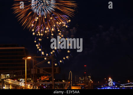 Kiel, Allemagne. 29ème Juin, 2014. Feu d'artifice final de la Kieler Woche 2014 © Björn Deutschmann/Alamy Live News Banque D'Images