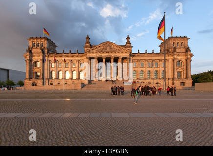 Le Bundestag (Parlement fédéral allemand) dans le coeur de Berlin. Banque D'Images