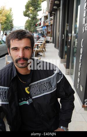 Célébrités turques dehors et environ comprend : Mehmet Akif Alakurt Où : Istanbul, Turquie Quand : 28 août 2008 Banque D'Images