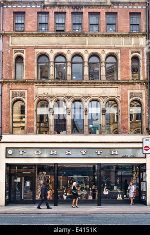 Manchester, UK. Forsyth, le plus ancien magasin de musique en Grande-Bretagne, fondée en 1857. La boutique spécialisée pour les pianos et autres instruments Banque D'Images