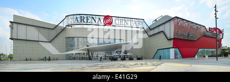 Arena Complex (Arena Center) est le plus grand centre-centres de loisirs à Zagreb. Banque D'Images