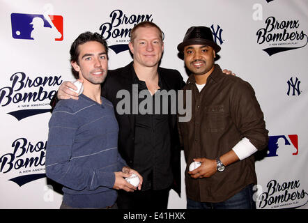 Rencontre avec la troupe de Bronx Bombers, tenue au Palm restaurant. Avec : Keith Nobbs,Bill Dawes,François Battiste Où : New York, New York, United States Quand : 18 déc 2013 Banque D'Images