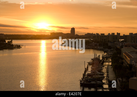 Coucher du soleil de Tampa en Floride à Clearwater Banque D'Images