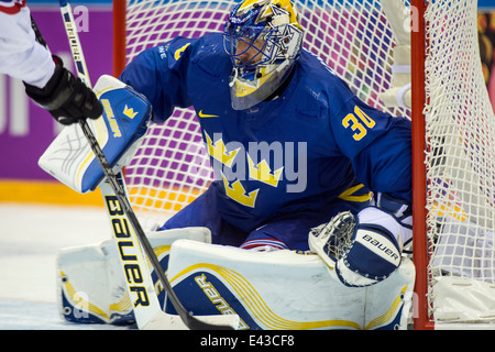 Henrik Lundqvist (SWE) au cours de gardien de but de hockey sur glace match vs CZE aux Jeux Olympiques d'hiver de Sotchi en 2014, Banque D'Images